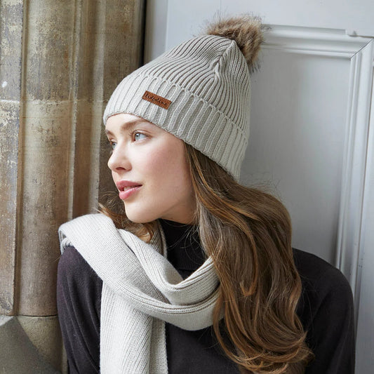 Coffret bonnet à pompom et écharpe Baltic - Sand - Ridgeline of New Zealand