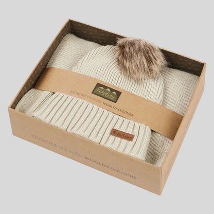 Coffret bonnet à pompom et écharpe Baltic - Sand - Ridgeline of New Zealand