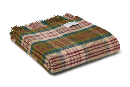 Thistleberry tartan throw