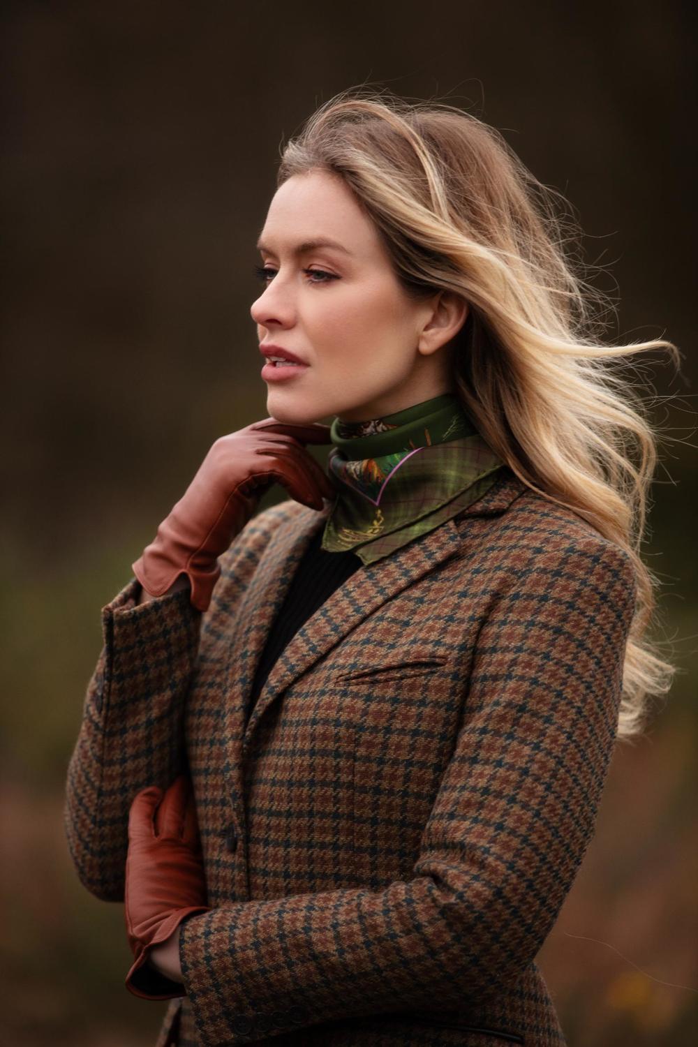 Carré Caledonia moss green medium
